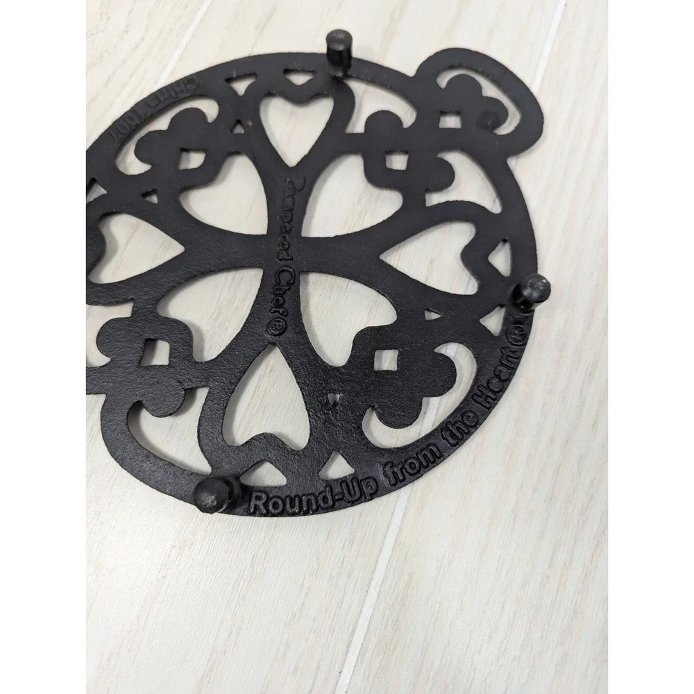 Pampered Chef 2007 copper metal trivet hearts scrolls